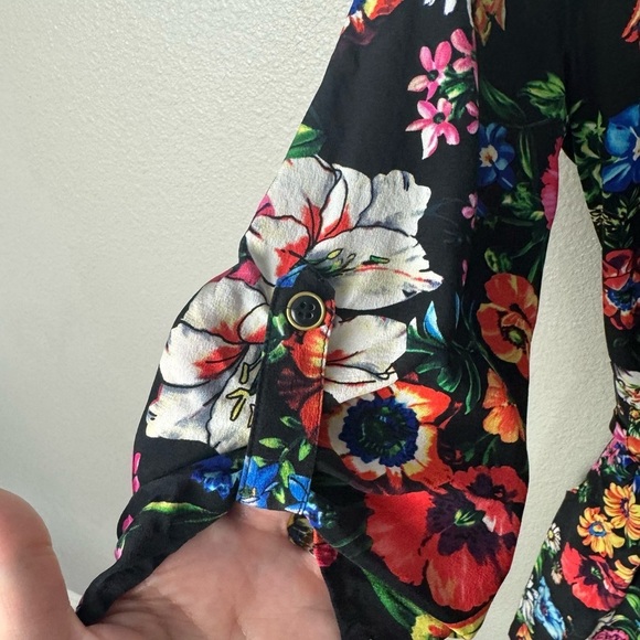 Yumi Kim Liz Floral Silk Romper - Picture 5 of 9